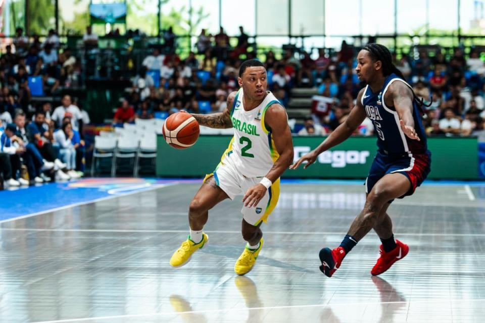 乐鱼app下载-惨遭20分逆转！美国男篮不敌巴西无缘美洲杯决赛 末节9-34大崩盘